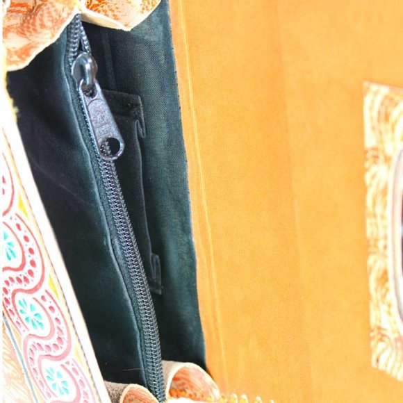 Fire Flower Leather Mandala Purse - Picture 3 of 3